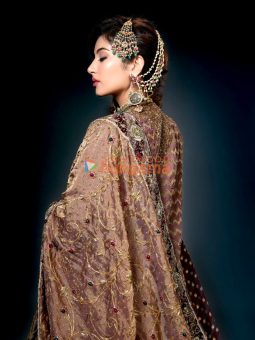 Celeb Photos Of Sara Arjun