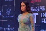 Glowy Dazzle! Nushrratt Bharuccha