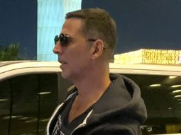 Khiladi Bhaiya at the airport! Akshay Kumar