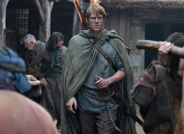 जॉर्ज आरआर मार्टिन का कहना है कि ए नाइट ऑफ द सेवेन किंगडम्स सेर डंकन की यात्रा के बारे में है, न कि सत्ता की राजनीति के बारे में