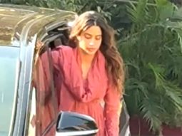 Janhvi Kapoor is here to vote