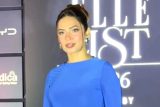 Nagma Mirajkar looks breathtaking in blue