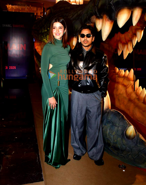 photos adarsh gourav shanaya kapoor aanand l rai and others grace the trailer launch of tu yaa main 11