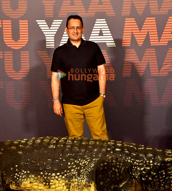 photos adarsh gourav shanaya kapoor aanand l rai and others grace the trailer launch of tu yaa main 2