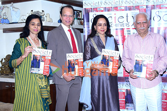 photos hema malini unveils society achievers cover featuring filmmaker ramesh sippy celebrating cinema 3