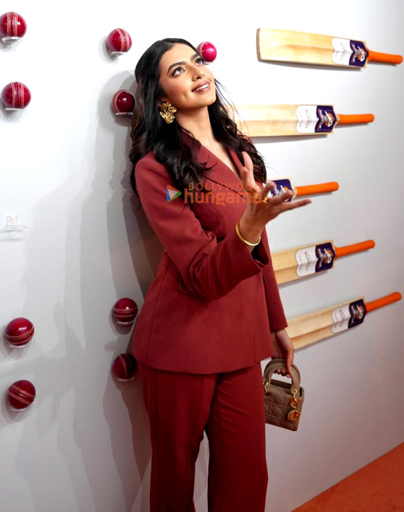photos kashika kapoor meets kevin pietersen at the icc t20 world cup 5
