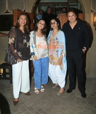 Photos: Neena Gupta, Soni Razdan, Shashi Ranjan and Anu Ranjan snapped in Bandra