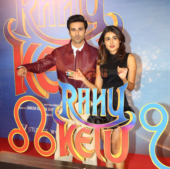 photos pulkit samrat shalini pandey varun sharma kriti sanon and others grace the premiere of rahu ketu 5