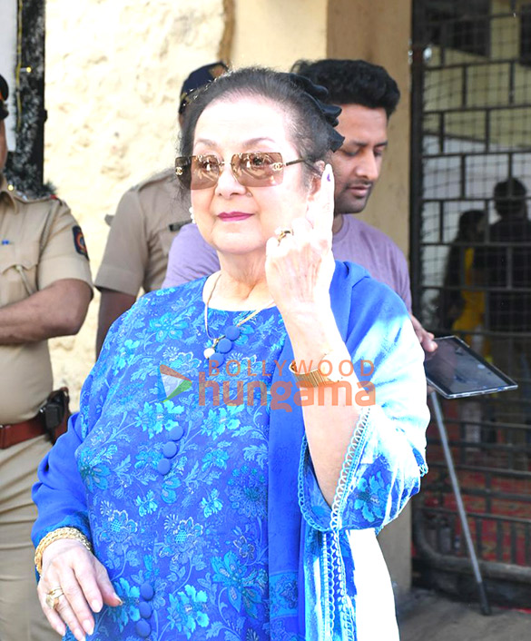photos ranbir kapoor aamir khan john abraham suniel shetty junaid khan and others snapped outside voting booth in bandra 5333 6