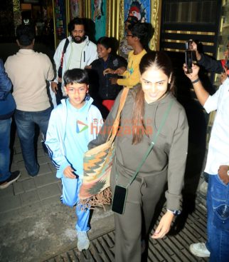 Photos: Riteish Deshmukh, Genelia Deshmukh, Shilpa Shetty and Raj Kundra snapped at Kalina airport