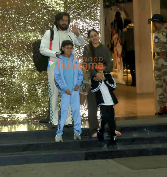 photos riteish deshmukh genelia deshmukh shilpa shetty and raj kundra snapped at kalina airport 4