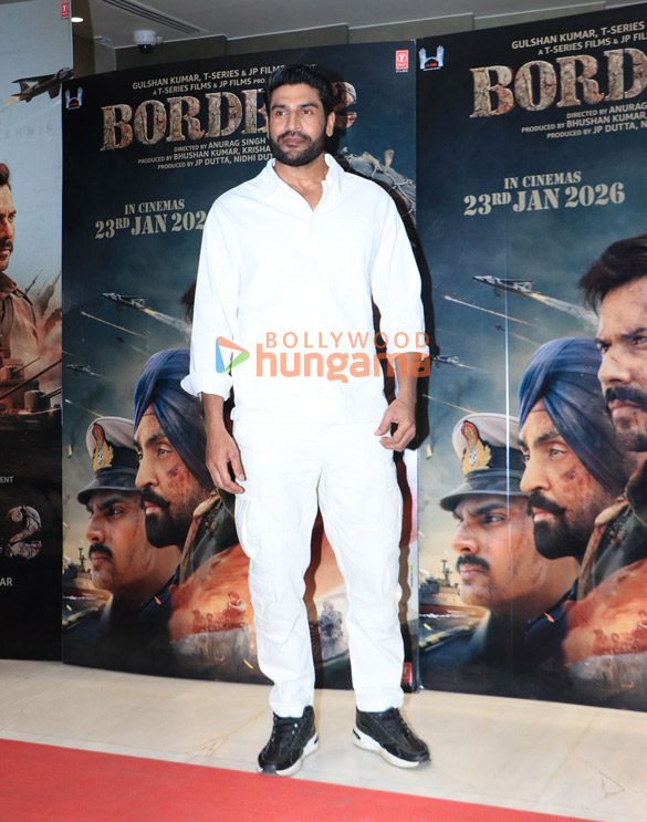 photos sunny deol varun dhawan bhushan kumar and others grace the success bash of border 2 11152 1