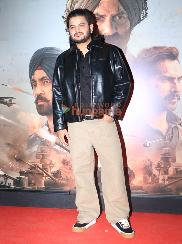 photos sunny deol varun dhawan suniel shetty sonam bajwa and others grace the premiere of border 2 255 1