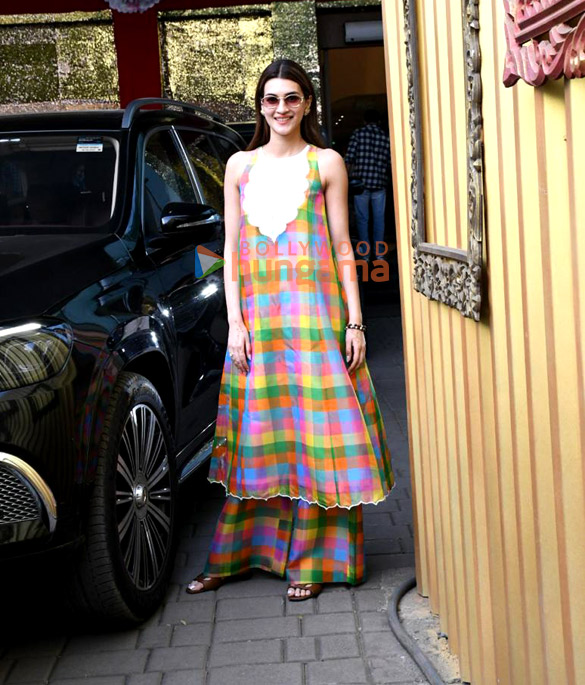 photos yash kriti sanon nupur sanon and others snapped at kalina airport 2