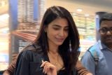 Samantha Ruth Prabhu papped with her Husband at the airport