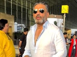 Suniel Shetty is always so cool & classy, papped at the airport
