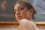 Glit glam! Sara Ali Khan