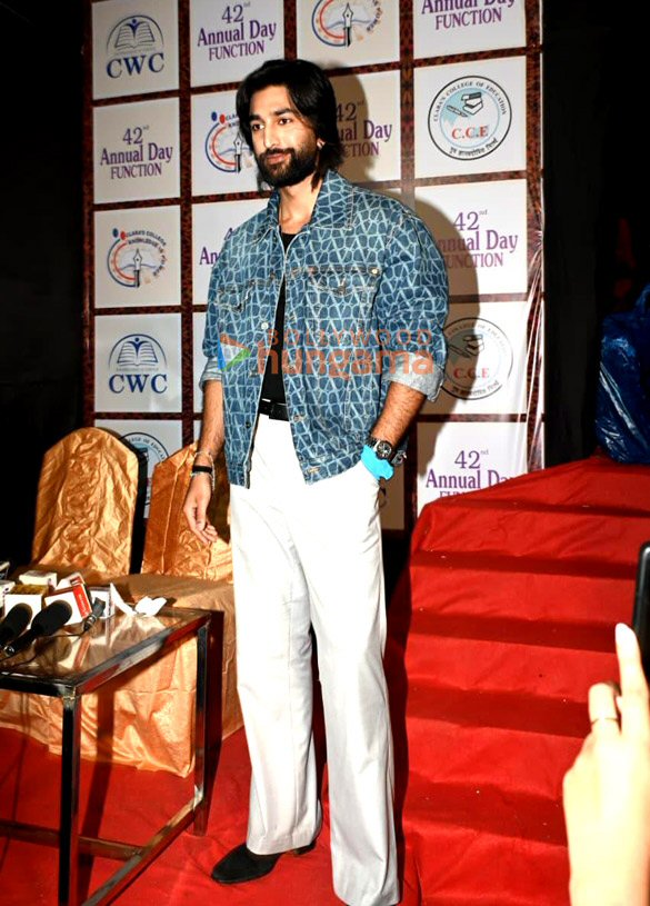 photos aayush sharma riteish deshmukh meezaan jafri and others attend children welfare centre high schools grand 42nd annual day function 3