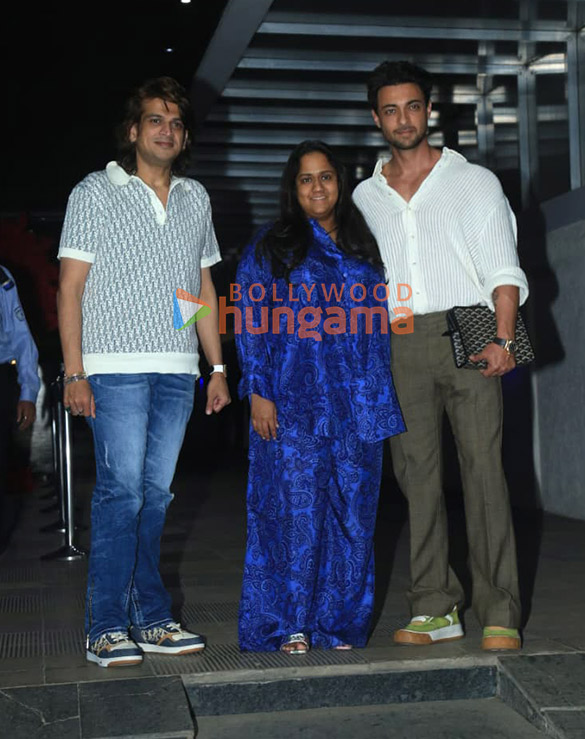 photos arpita khan aayush sharma and rahool n kanal snapped in bandra 6