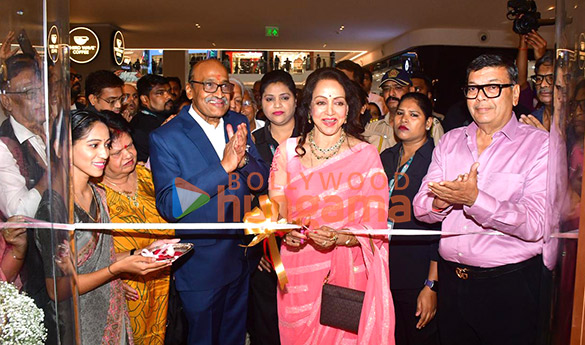 Photos: Hema Malini graces Shubham Motiwala’s jewellery store launch