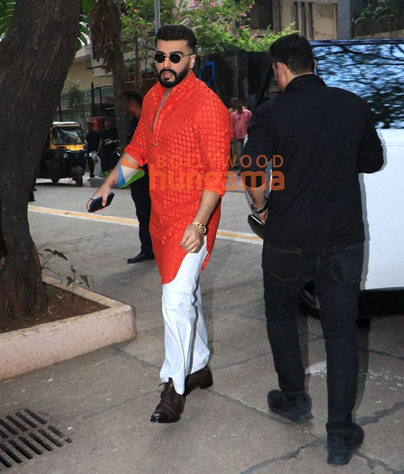photos kareena kapoor khan arjun kapoor khushi kapoor and others grace sonam kapoor ahujas baby shower ceremony 12