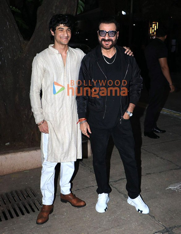 photos kareena kapoor khan arjun kapoor khushi kapoor and others grace sonam kapoor ahujas baby shower ceremony 17