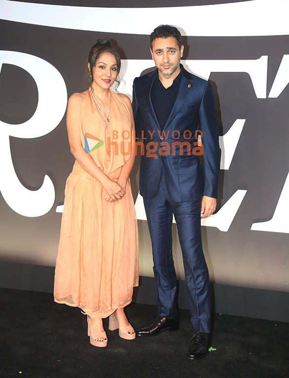 photos salman khan akshay kumar twinkle khanna nimrat kaur and others grace the launch of variety magazine 3