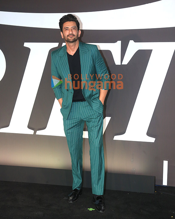 photos salman khan akshay kumar twinkle khanna nimrat kaur and others grace the launch of variety magazine 9