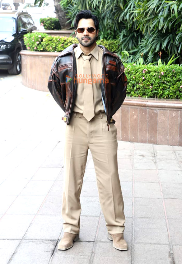 photos sunny deol varun dhawan ahan shetty and others attend the success press conference of border 2 4