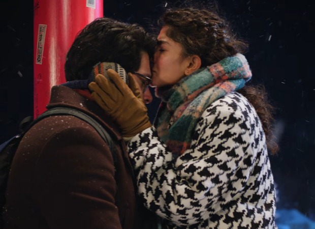 एक दिन का ट्रेलर आउट: जुनैद खान की साईं पल्लवी के साथ सच्चे प्यार की चाहत एक जादुई रोमांस का माहौल तैयार करती है