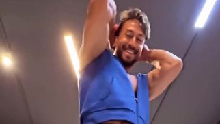 Flexibility on point! Tiger Shroff