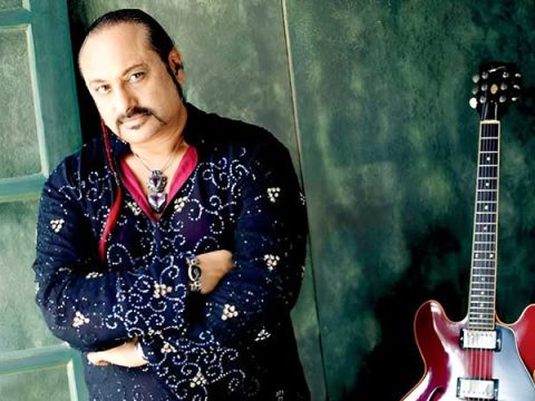 Singer-Composer Leslee Lewis makes Bollywood playback comeback after 26 years Singer-Composer Leslee Lewis makes Bollywood playback comeback after 26 years