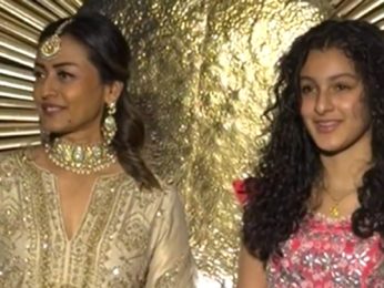 Like mother like Daughter! Namrata Shirodkar pose with daughter Sitara