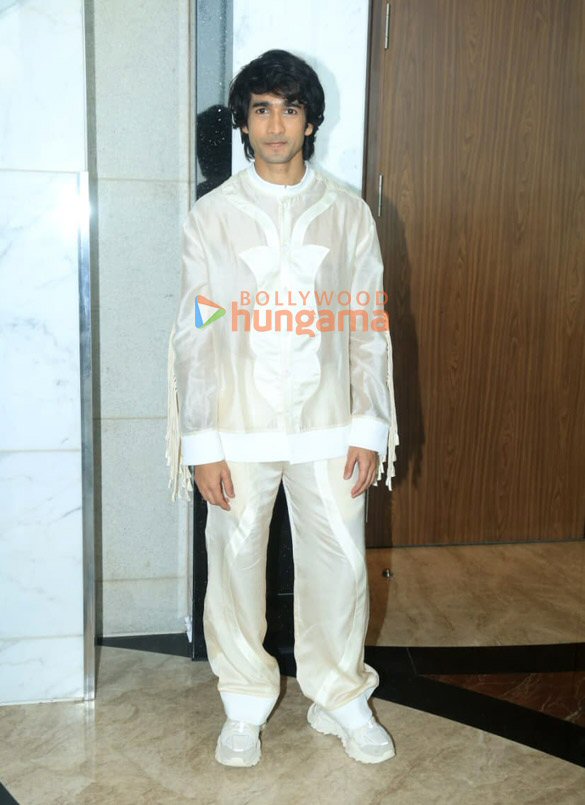 photos ananya panday daisy shah shantanu maheshwari aditya seal and others attend lakme fashion week 2026 5