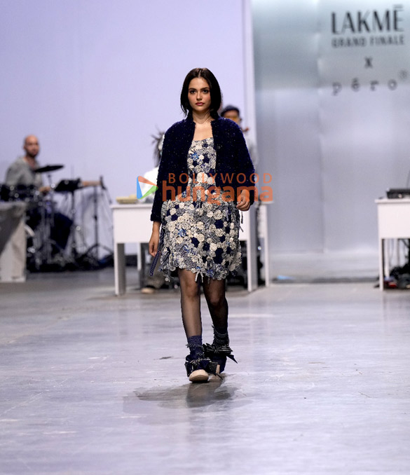 photos aneet padda walks for lakme fashion week 2026 3