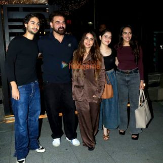 Photos: Arbaaz Khan, Sshura Khan, Arhaan Khan and Jannat Zubair snapped in BKC