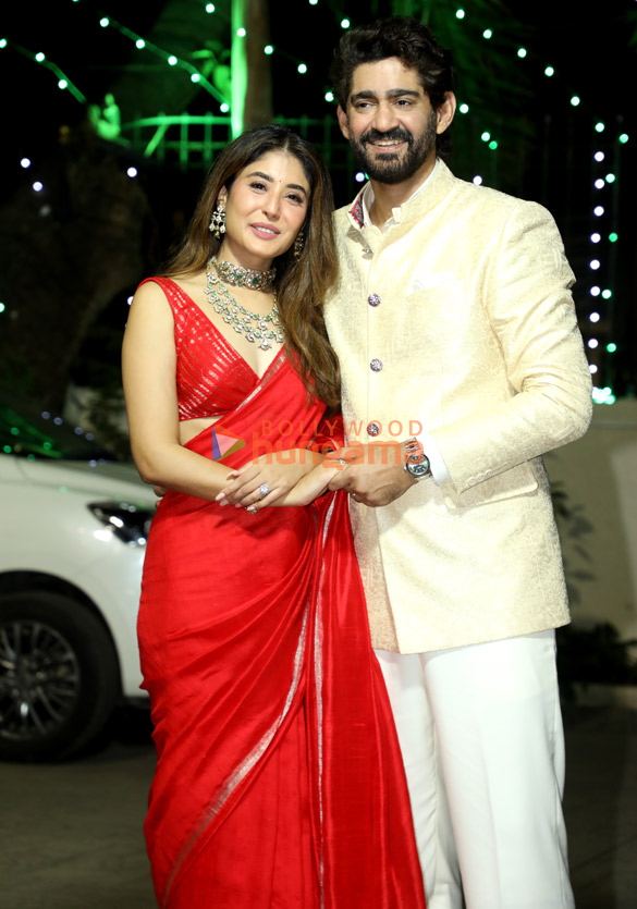Photos: Malaika Arora, Rhea Chakraborty, Anya Singh and others attend Kritika Kamra and Gaurav Kapur’s wedding ceremony Photos: Malaika Arora, Rhea Chakraborty, Anya Singh and others attend Kritika Kamra and Gaurav Kapur’s wedding ceremony