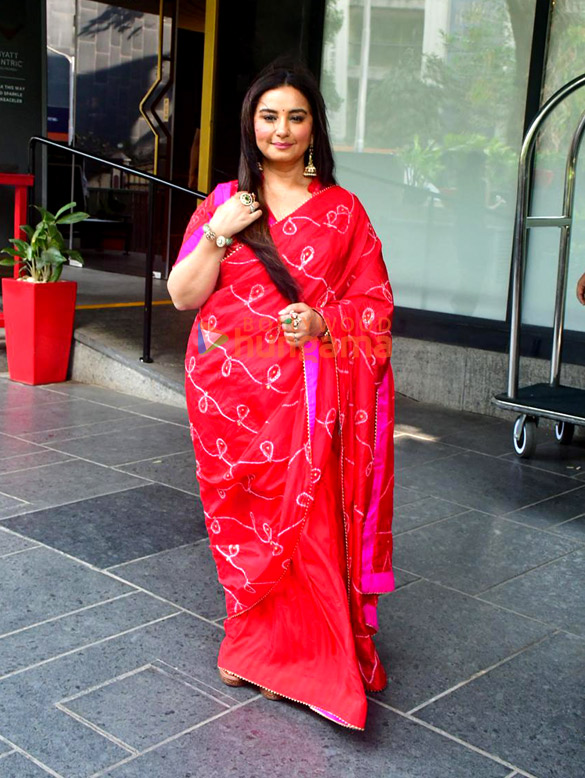 photos prajakta koli divya dutta rasika dugal sayani gupta and kirti kulhari snapped in juhu 4