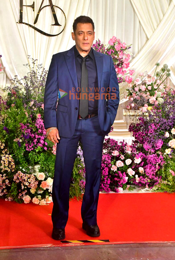 photos salman khan aamir khan anil kapoor rani mukerji rekha rakesh roshan and others attend sooraj barjatyas daughter eesha barjatyas wedding 10