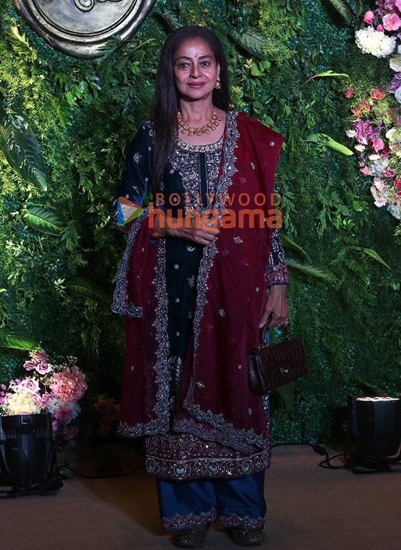 photos salman khan aamir khan tiger shroff farhan akhtar and others at komal nahtas son mohak nahtas wedding reception 22