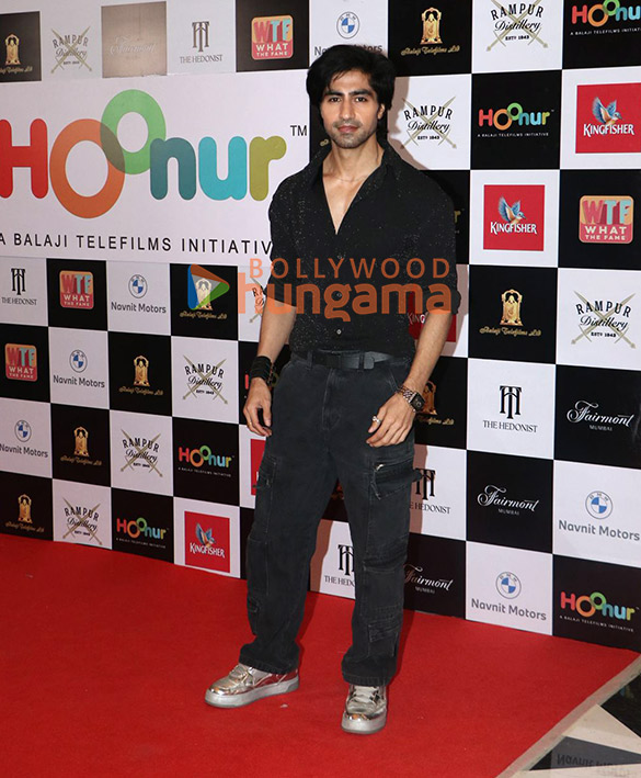photos suniel shetty rupali ganguly jeetendra and others grace the hoonur balaji telefilms initiative grand launch 2026 24