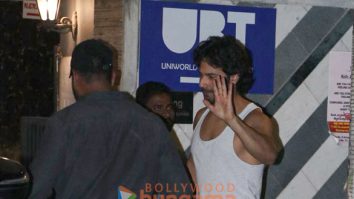 Photos: Varun Dhawan snapped outside a gym in Juhu