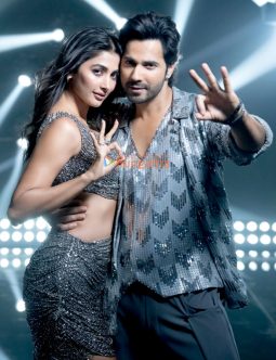 Hai Jawani Toh Ishq Hona Hai