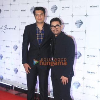 Photos: Aamir Khan, Javed Akhtar, Rajkumar Hirani, Anil Kapoor, Sooraj Barjatya and others grace the red carpet celebration of Boman Irani's Spiral Bound