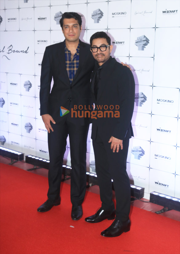 Photos: Aamir Khan, Javed Akhtar, Rajkumar Hirani, Anil Kapoor, Sooraj Barjatya and others grace the red carpet celebration of Boman Irani’s Spiral Bound
