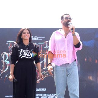 Photos: Akshay Kumar and Wamiqa Gabbi snapped promoting their film Bhooth Bangla in Delhi