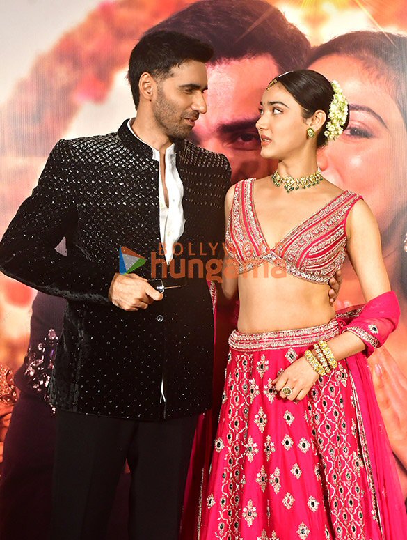 photos avinash tiwary and medha shankr grace the trailer launch of ginny weds sunny 2 3