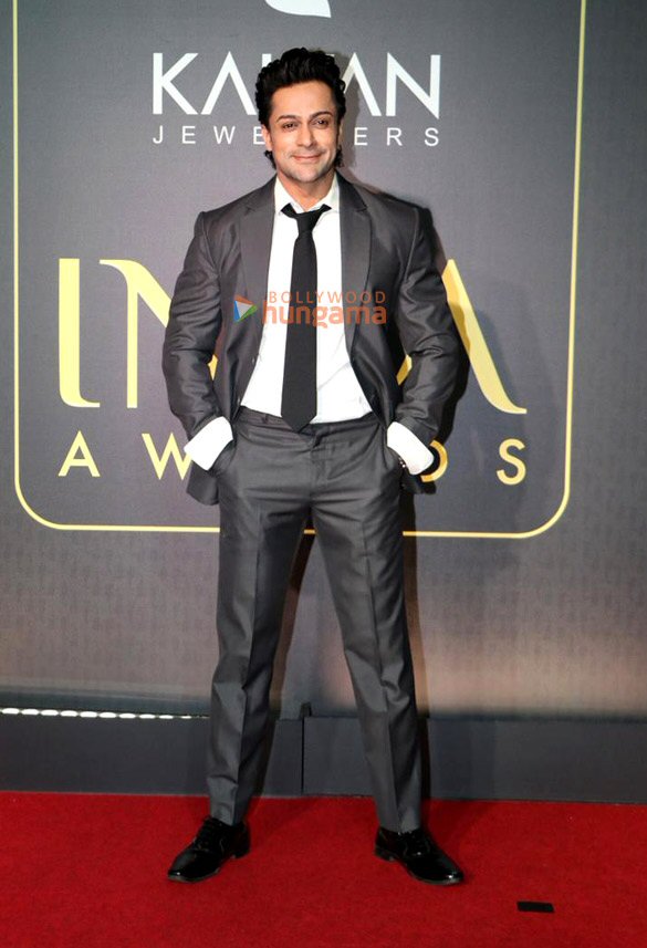 photos dia mirza sunny leone bobby deol and others snapped at indian national cine academy awards inca 13