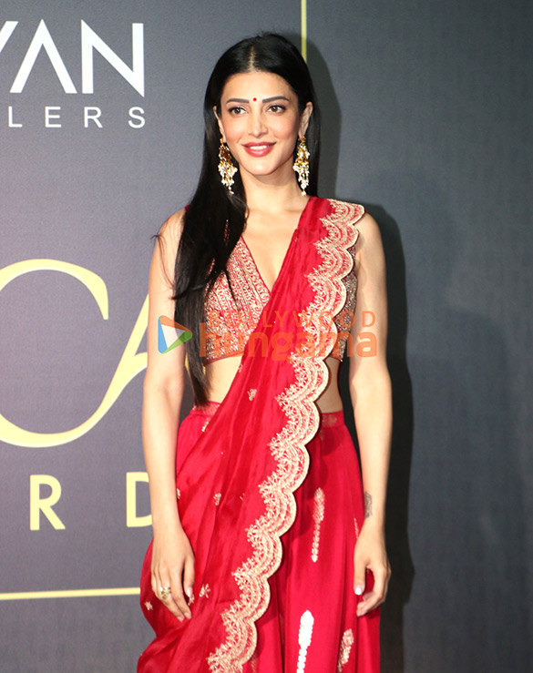 photos dia mirza sunny leone bobby deol and others snapped at indian national cine academy awards inca 35