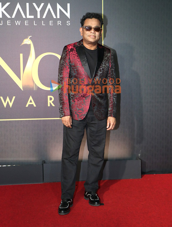 photos dia mirza sunny leone bobby deol and others snapped at indian national cine academy awards inca 42